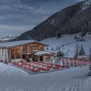 https://chalet-du-friolin.hotels-rhonealpes.com